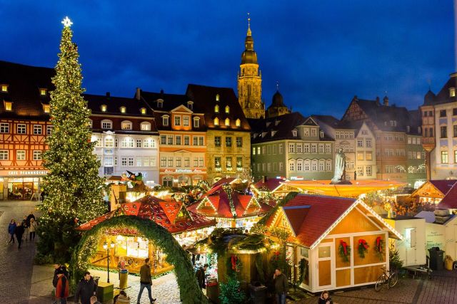 Европейские города готовятся к Рождеству - фото 10